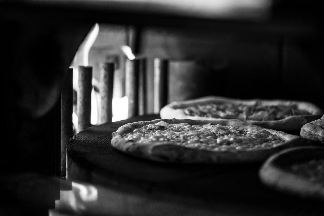Hotel Le Fournil 르뒤 외부 사진