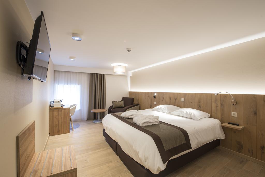 Hotel Le Fournil 르뒤 외부 사진