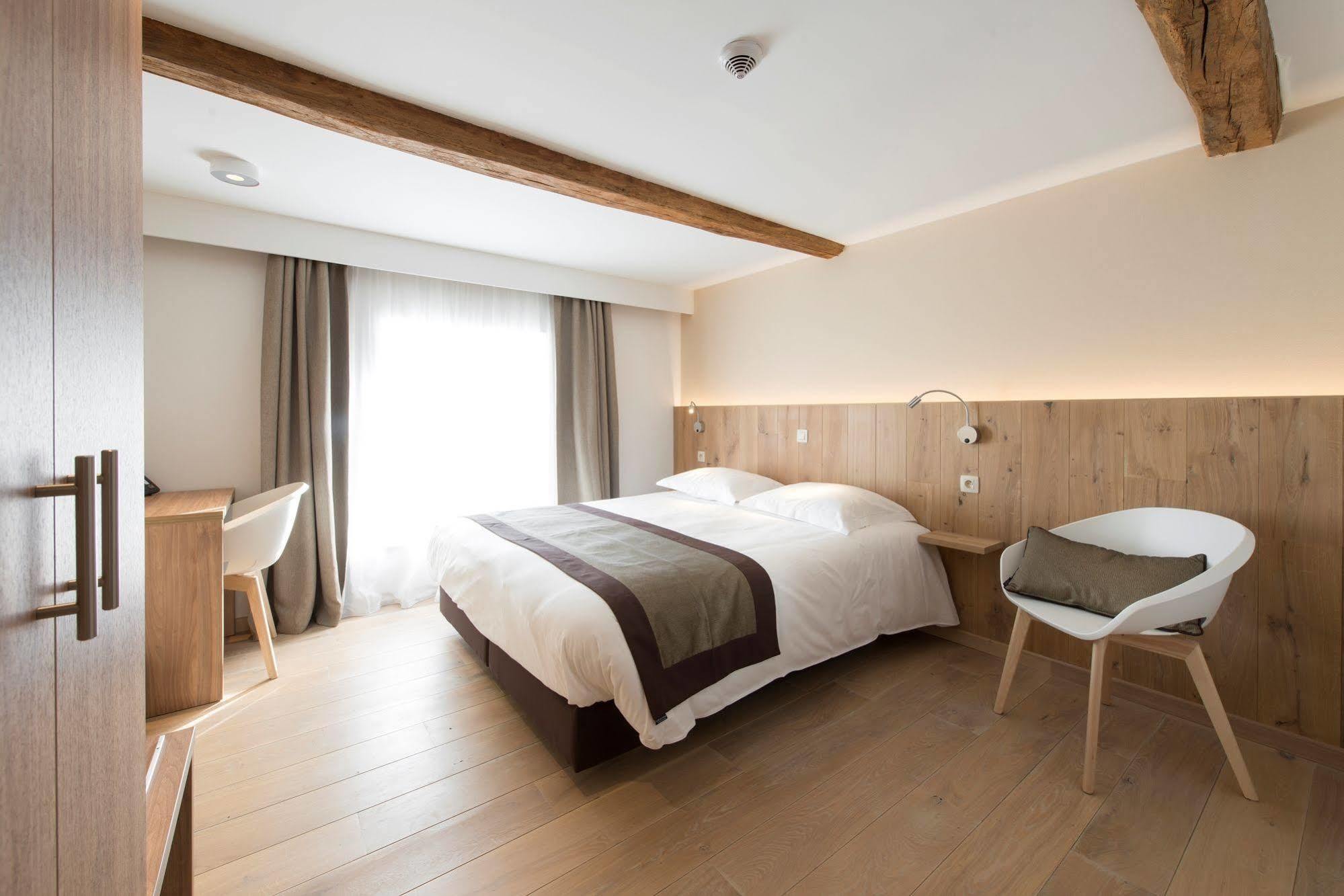 Hotel Le Fournil 르뒤 외부 사진